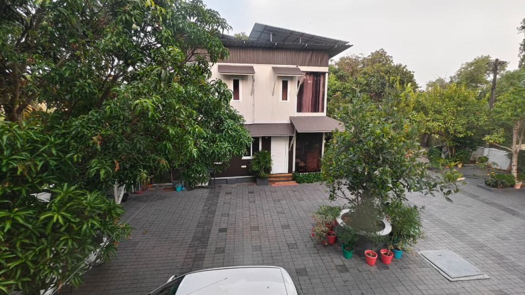 Homestay building
